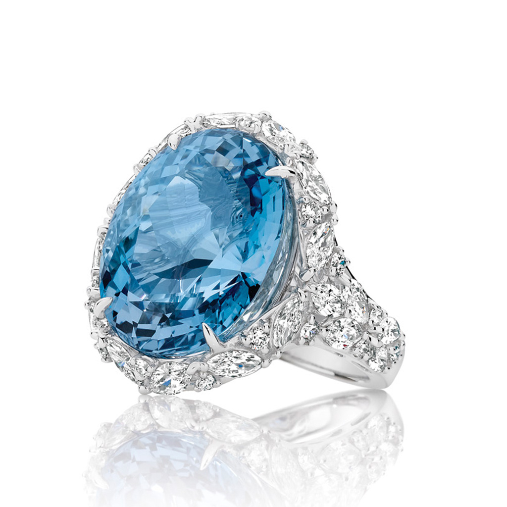 Santa Maria Aquamarine and Diamond Cocktail Ring